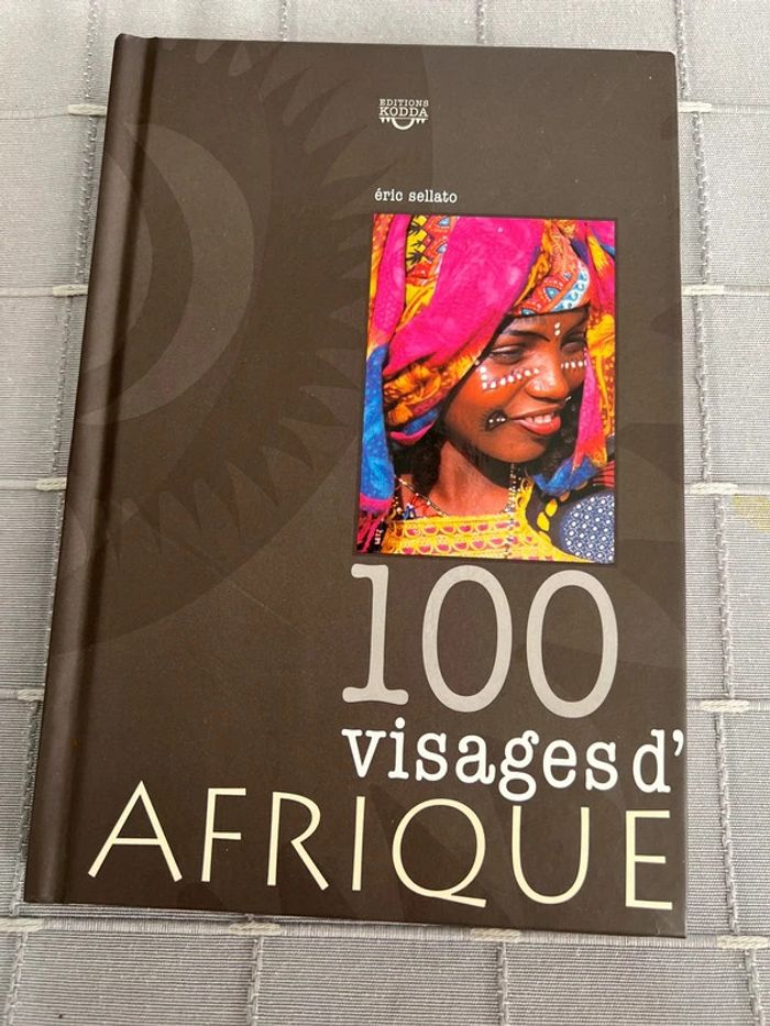 Livre 100 visages d'Afrique