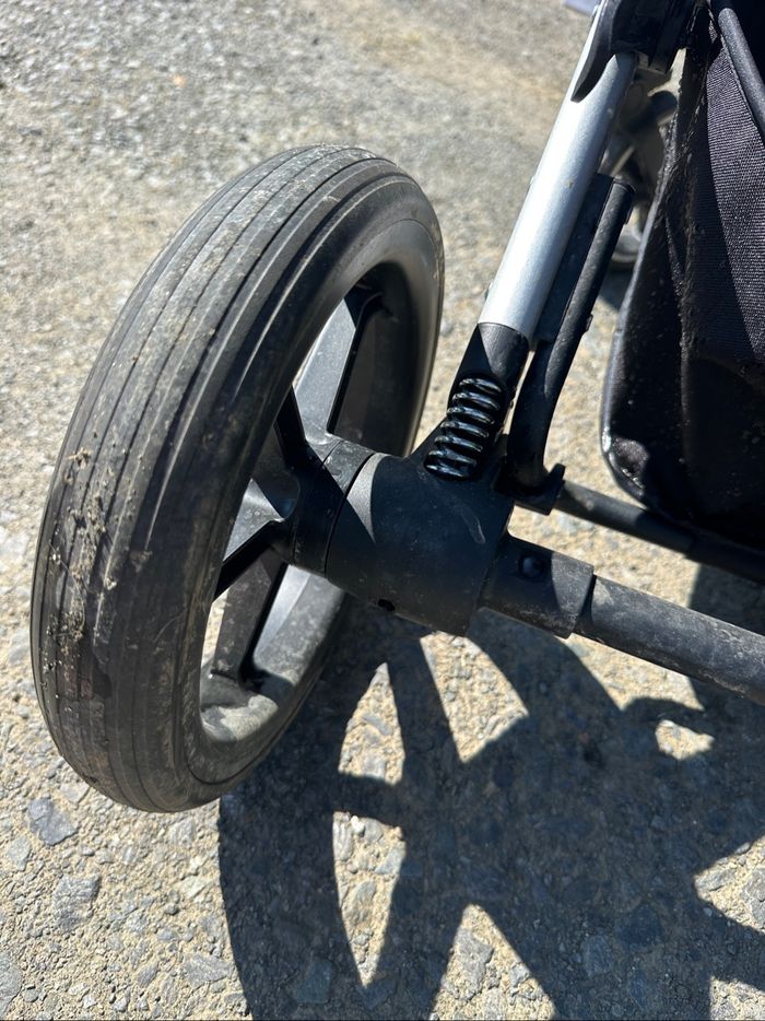 Poussette Cybex Balio S + cosy cloud z+ avec base isofix non pivotante - photo numéro 8