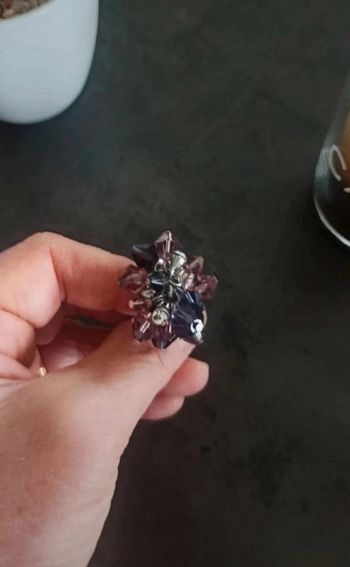 Bague fantaisie argentée et violette Bala Boosté