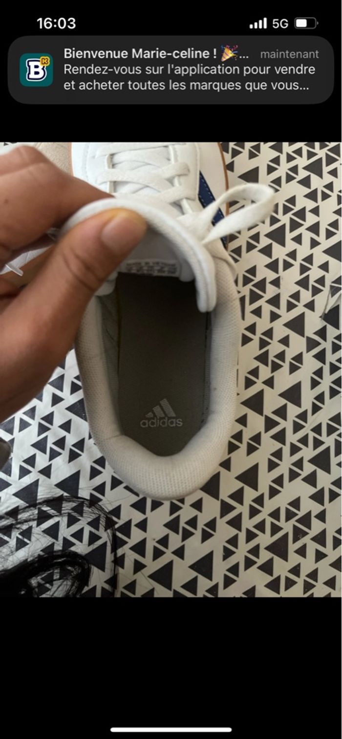 Baskets adidas neuve taille 37.5 - photo numéro 7