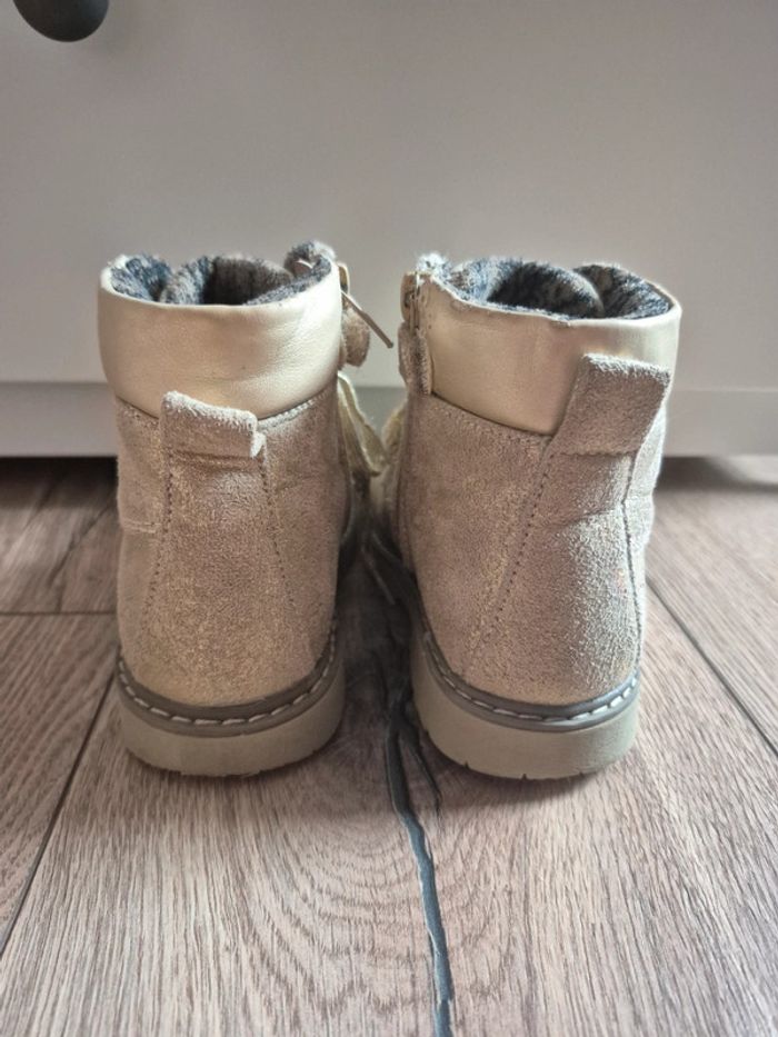 Chaussures montantes hiver dorées Nini & Girl Pointure 27 - photo numéro 5