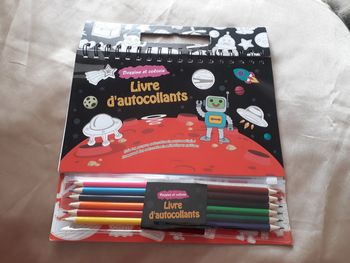 Autocollants à colorier