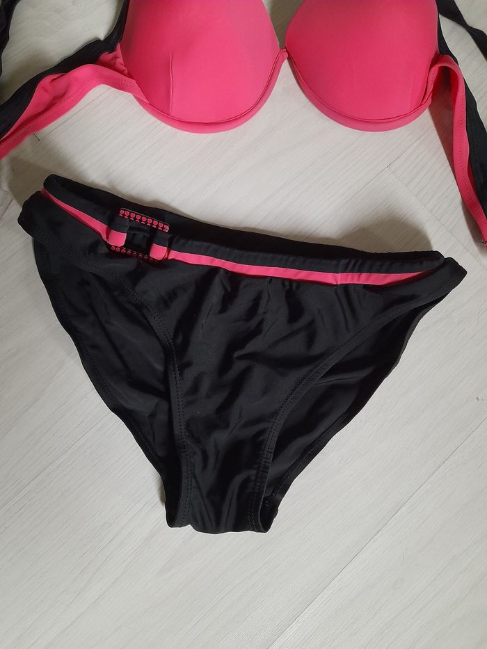 Maillot de bain 2 pièces T 40 - photo numéro 2