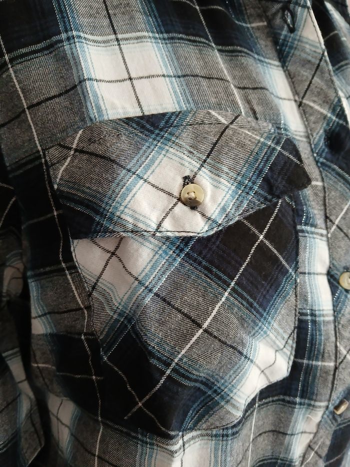 Chemise manches longues T40. - photo numéro 2