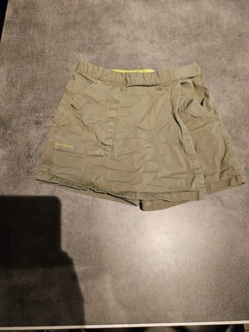 Jupe/short court kaki taille réglable Décathlon 8 ans