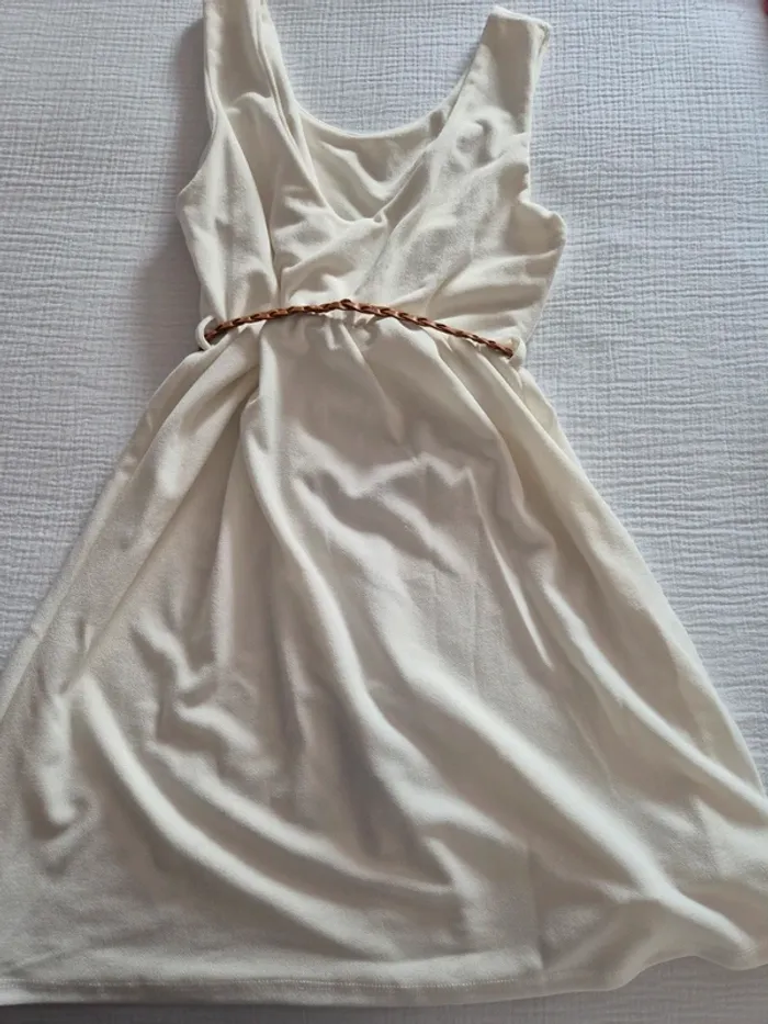 Robe d'été écrue avec jolie ceinture Inside Collection Taille L - photo numéro 12