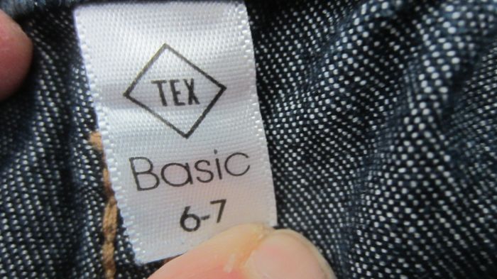 Jeans 6/7 ans - photo numéro 4