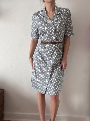 Robe à pois rétro