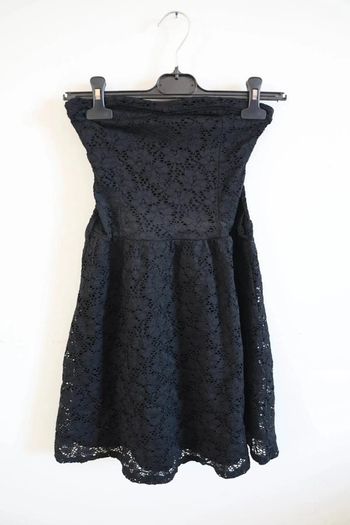 C54 robe noir cache cache 36