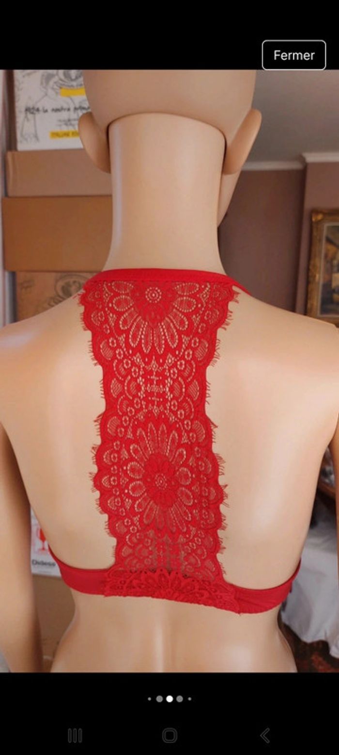 Soutien gorge rouge  Hunkemöller fr 85A - photo numéro 8