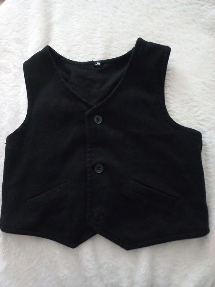 Plastron noir à boutons 12mois