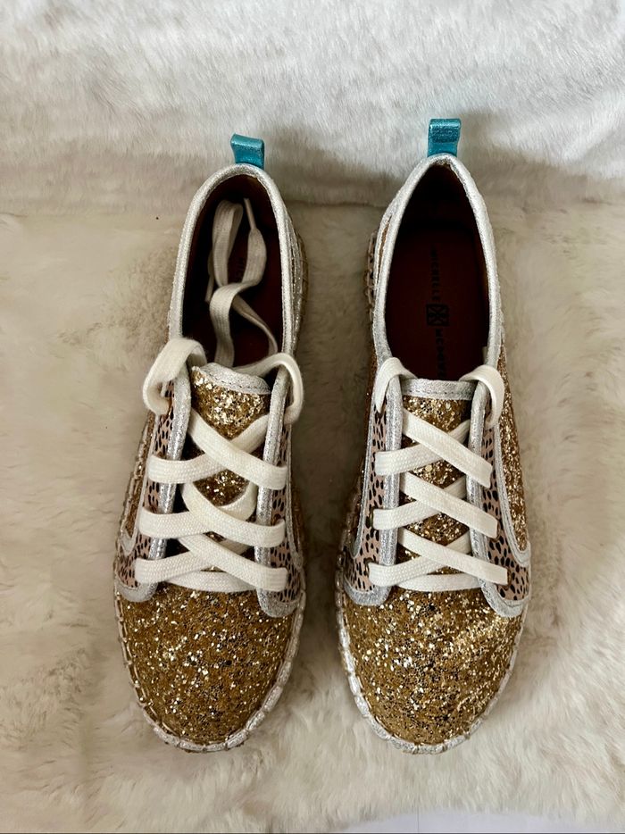 Baskets dorées et léopard pointure 38 - photo numéro 7