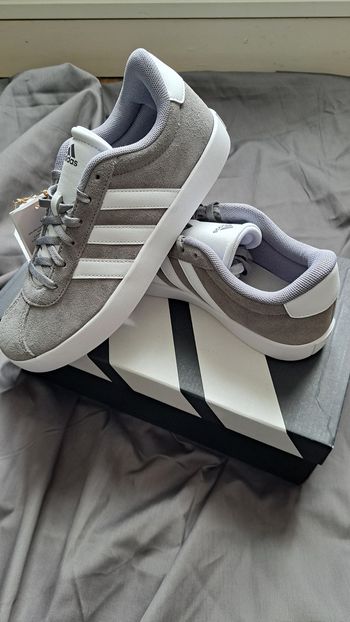 Baskets Adidas 