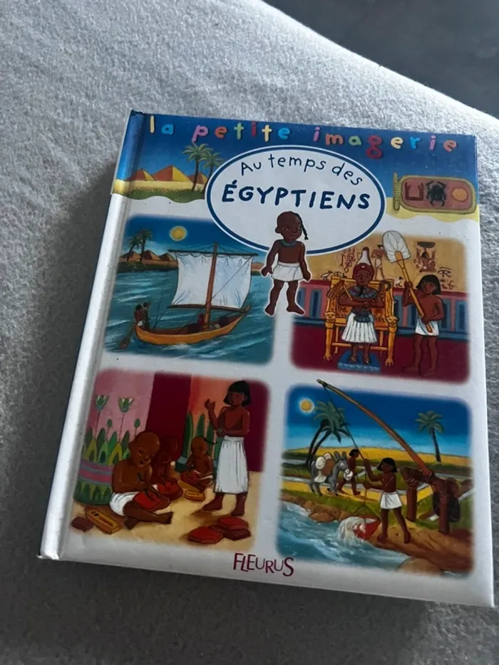 Livre au temps des égyptiens