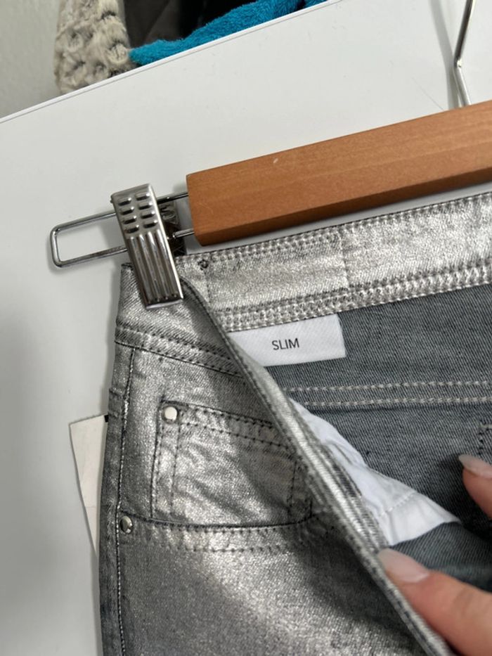 Pantalon gris argentée - photo numéro 3