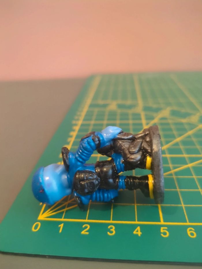 figurine affreux vilains martiens - photo numéro 2