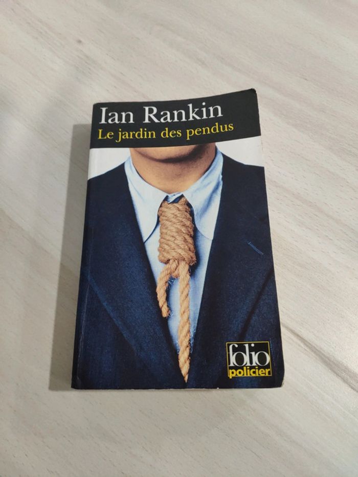 Livre poche le jardin des pendus inspecteur Rebus Ian Rankin