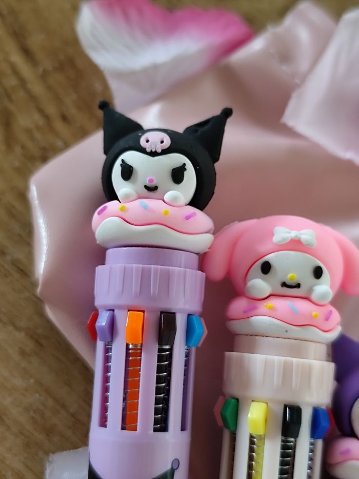 crayon 10 couleurs sanrio kawaii neuf - photo numéro 2
