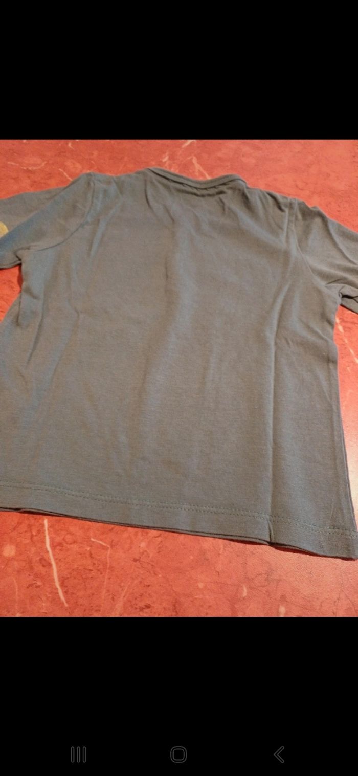 T.shirt bébé taille 18 mois - photo numéro 3