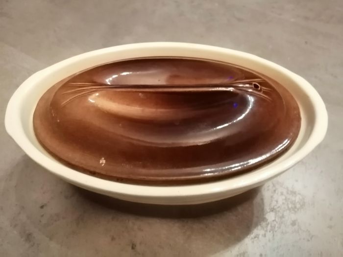 grande terrine et son couvercle