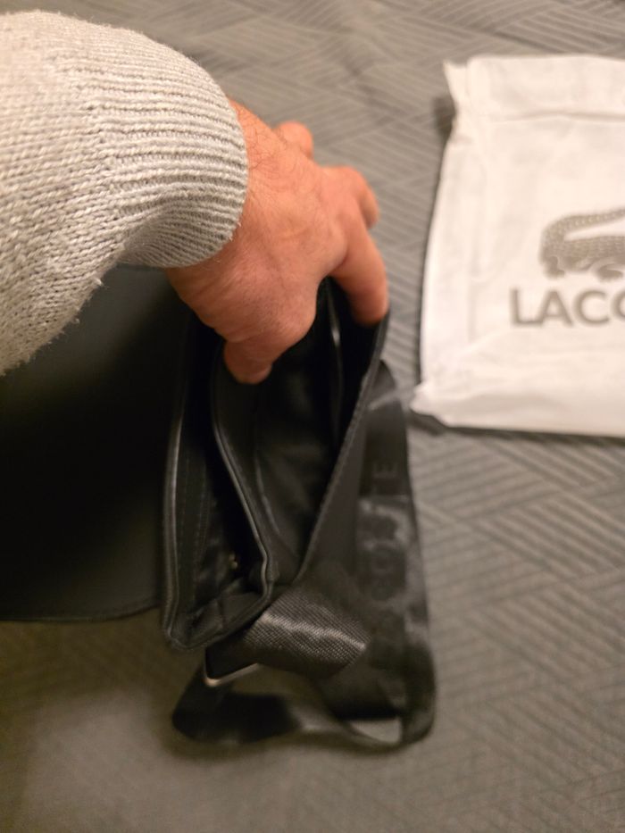 Sac à bandoulière Lacoste - photo numéro 7