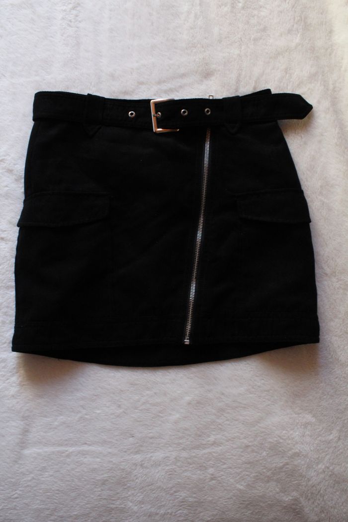 Jupe noire zippé avec ceinture H&M - photo numéro 2
