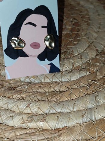 Pépite dorée 🤎 boucle d'oreille 1€🤎