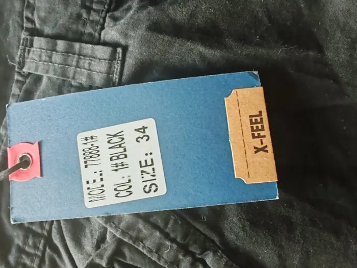 Bermuda cargo X-FEEL Collection noir 3/4 taille 42 FR – Neuf avec étiquette - photo numéro 7