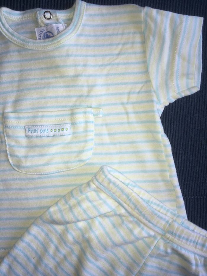 Tenue (ou pyjacourt) Petit Bateau 6 mois