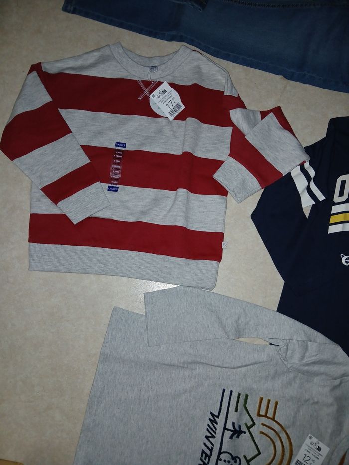 Lot vêtements 6ans - photo numéro 2
