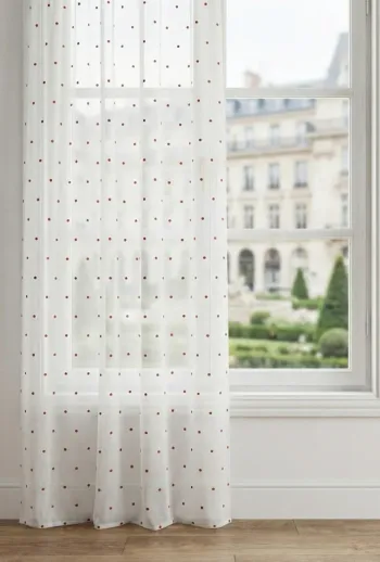 Vends Lot de 4 Voilages Blancs à Pois – Très Élégants