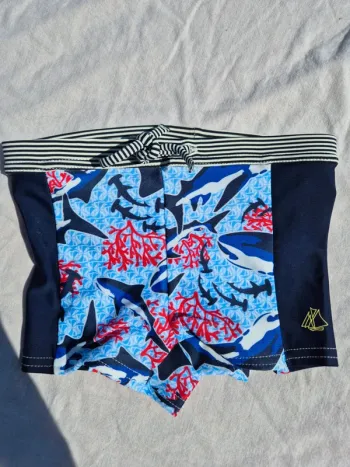 Maillot short requin
