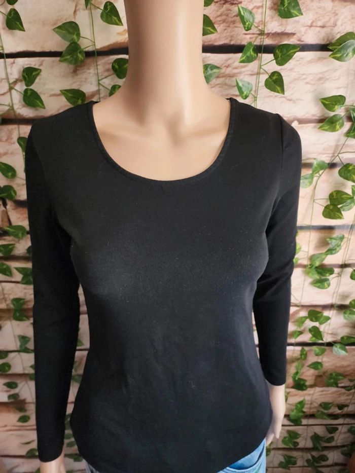 🌸T-shirt ML Noir Dos Dentelle Taille 36🌸 - photo numéro 3