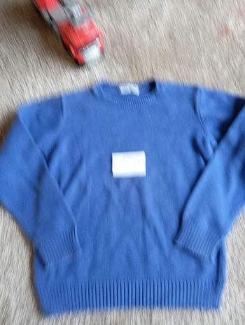 Pull bleu 10 ans