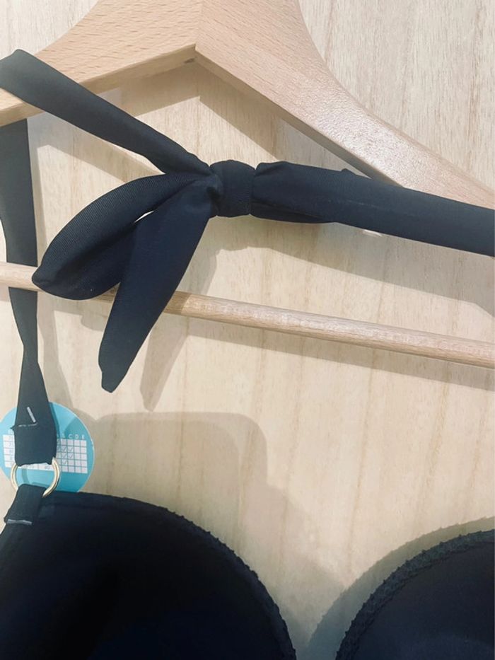 Haut de maillot de bain noir 95C – Super push-up neuf - photo numéro 17