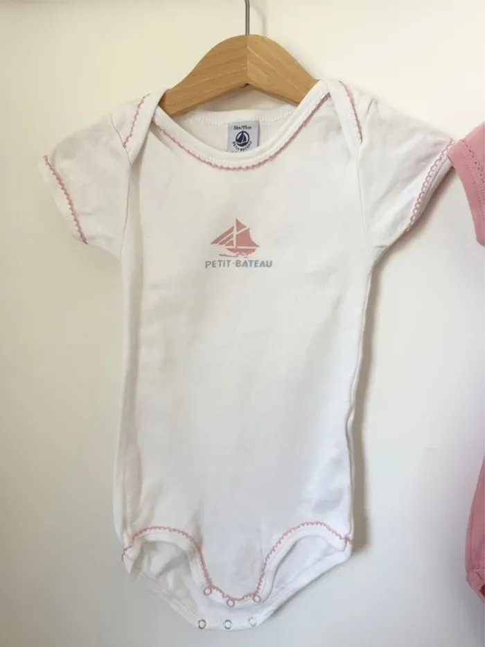 Lot de 3 bodies Petit Bateau - photo numéro 4