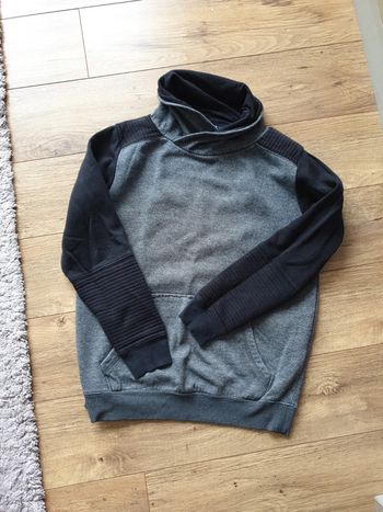 Sweat 14 ans gris et noir