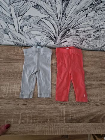 Lot de 2 leggings (1 corail et 1 gris clair) ObaÏbi taille 1 mois