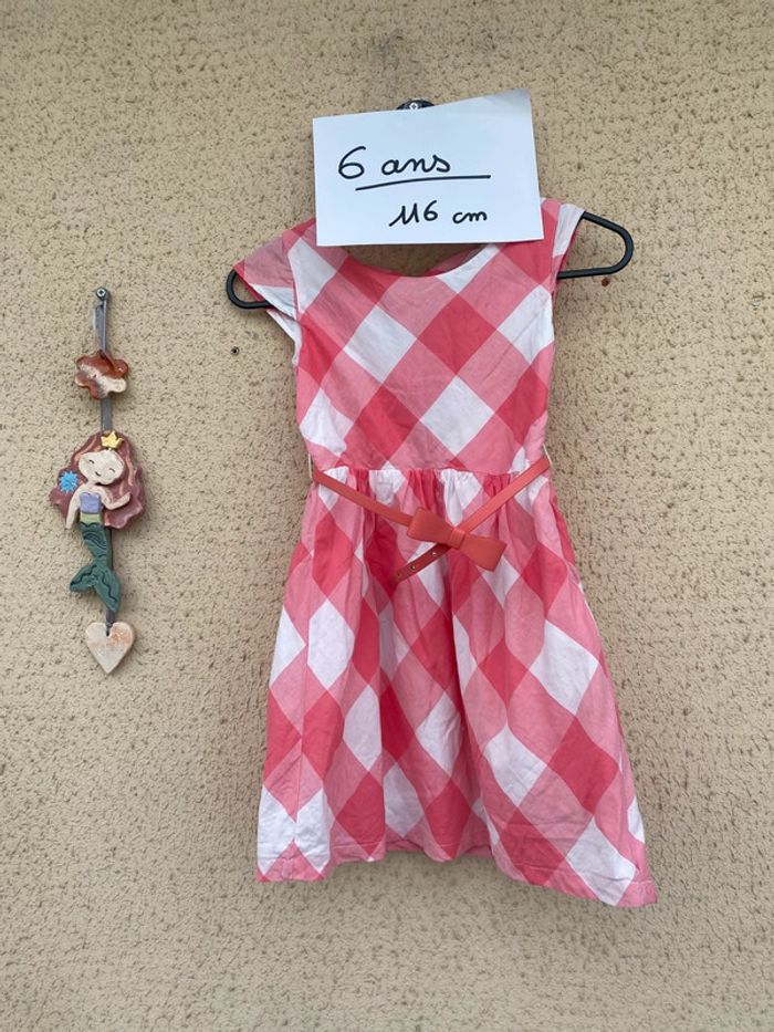 Très belle robe vichy doublé 6 ans