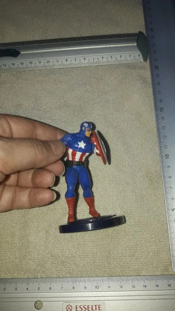 Figurine Captain America Disney