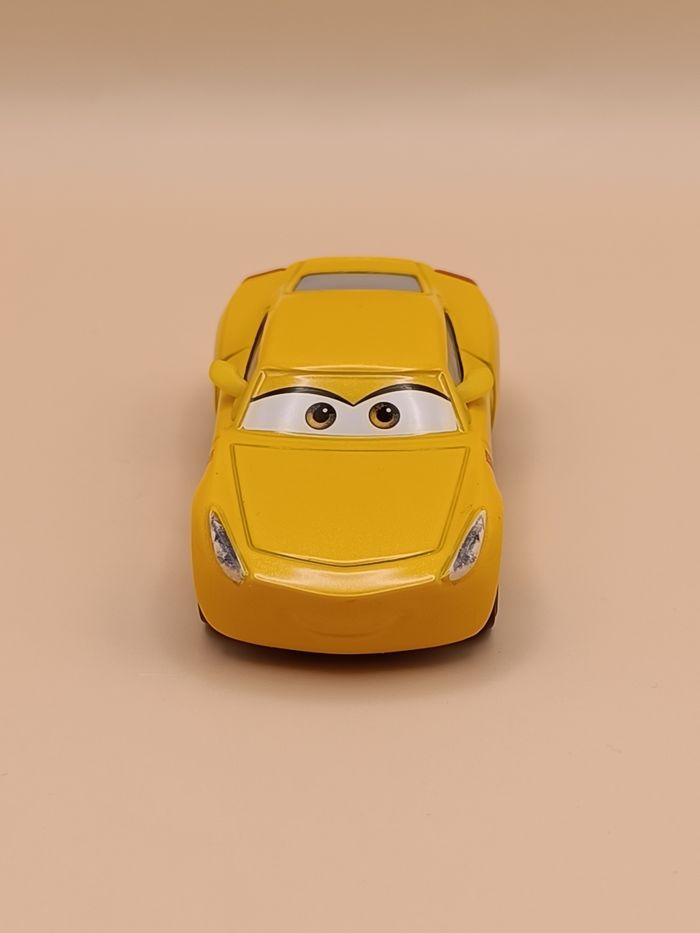 Voiture Cars Cruz Ramirez - photo numéro 5