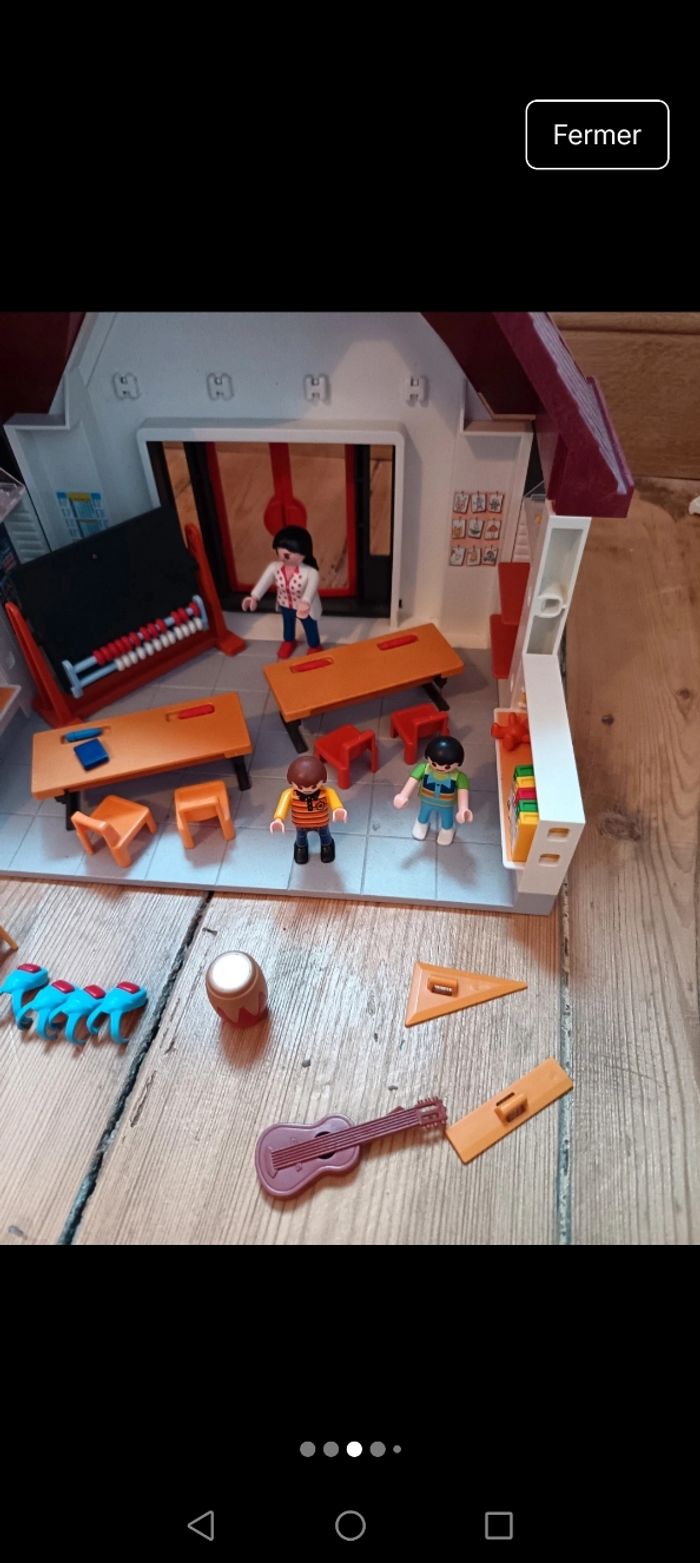 École playmobil - photo numéro 2