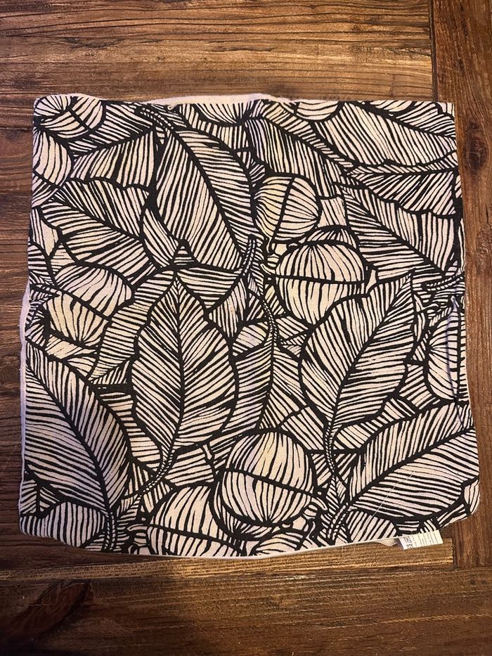 Housse de coussin décorative CASA - crème et noir motifs - 36x38cm - photo numéro 4