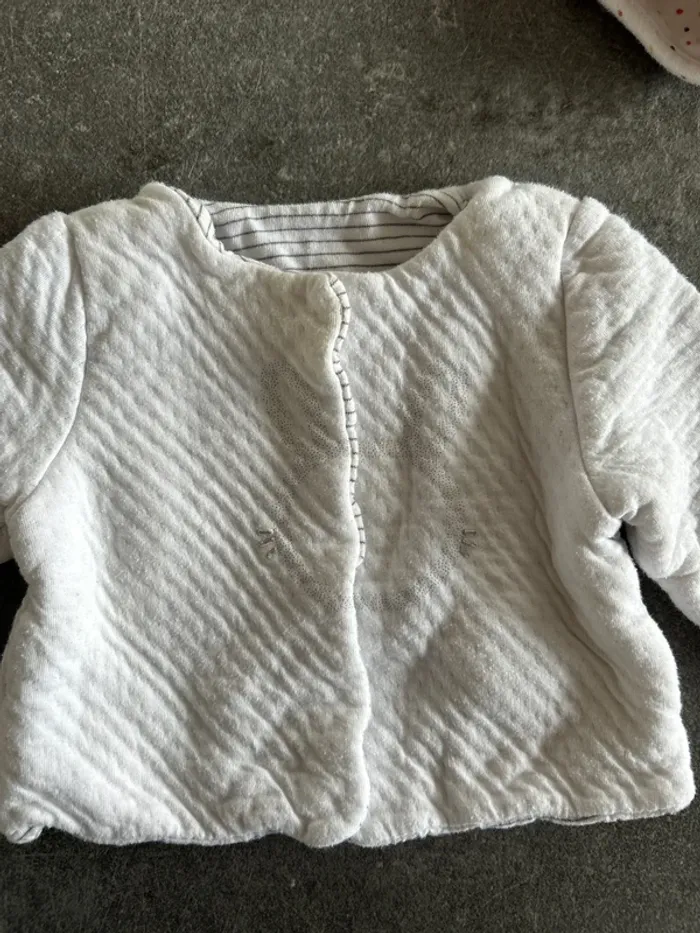 Lot de 2 gilets épais 3 mois - photo numéro 4