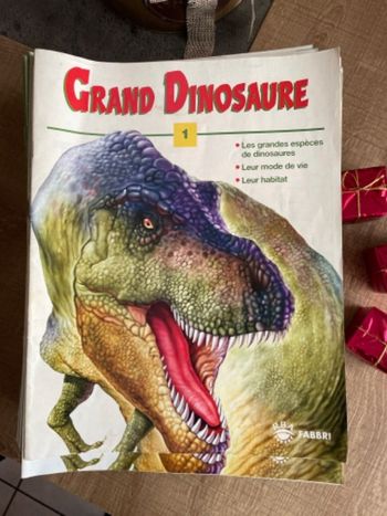 Lot de 80 magazines sur l’histoire des grands dinosaures