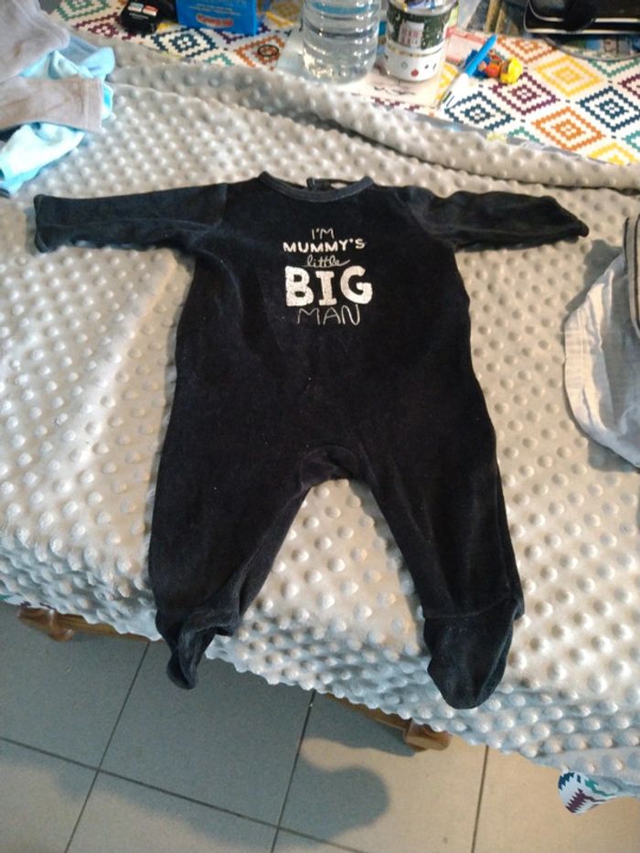 3 pyjamas 3 mois - photo numéro 3
