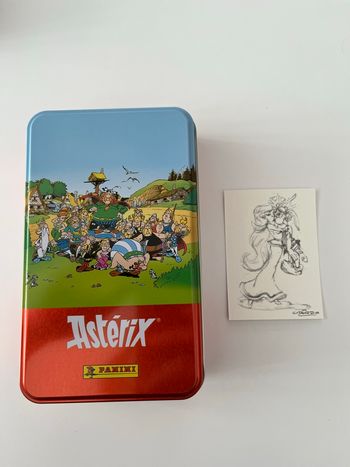 Boîte Panini Astérix 65 ans + carte limitée 