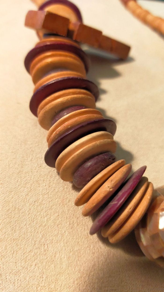 Collier vintage bois & nacre - Éléphants sculptés - Collection Terres d’Ailleurs - photo numéro 6