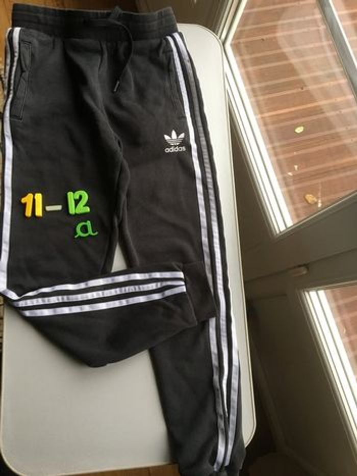 Pantalon jogging Adidas 11/12 ans