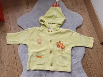 Gilet à boutons avec capuche vert anis La compagnie des petits 12 mois